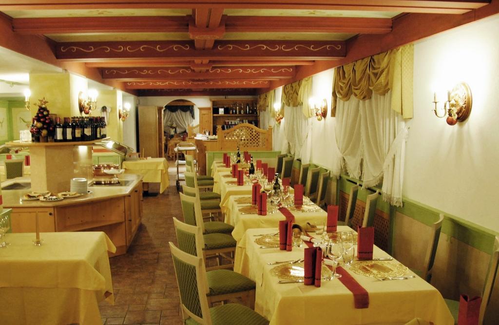 Dolasilla Park Hotel Виго-ди-Фасса Экстерьер фото