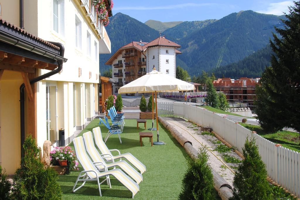 Dolasilla Park Hotel Виго-ди-Фасса Экстерьер фото