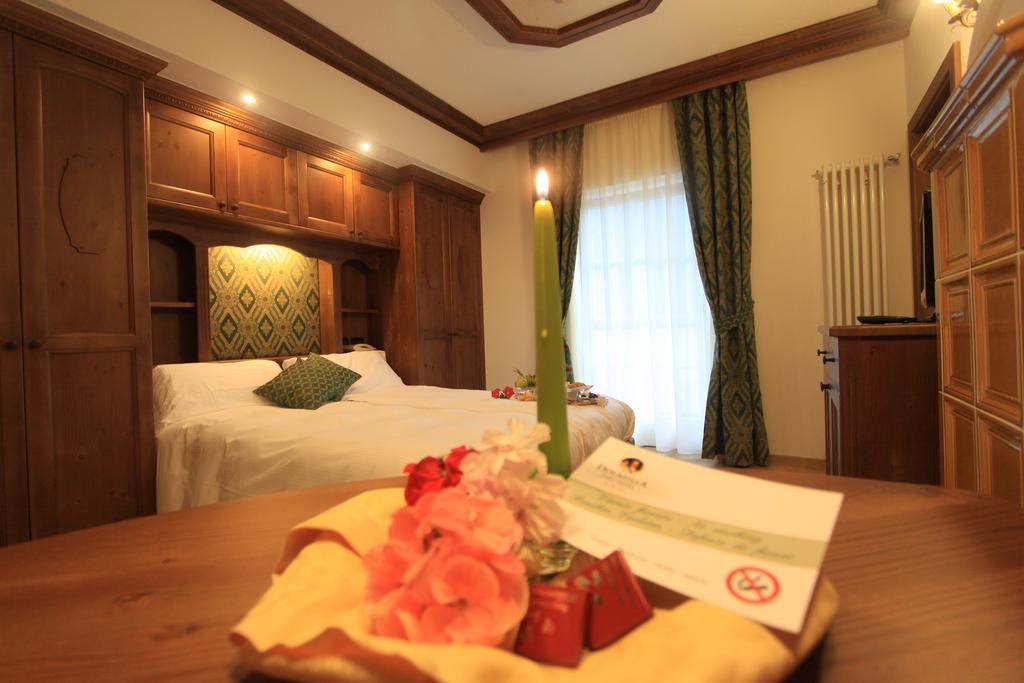 Dolasilla Park Hotel Виго-ди-Фасса Экстерьер фото